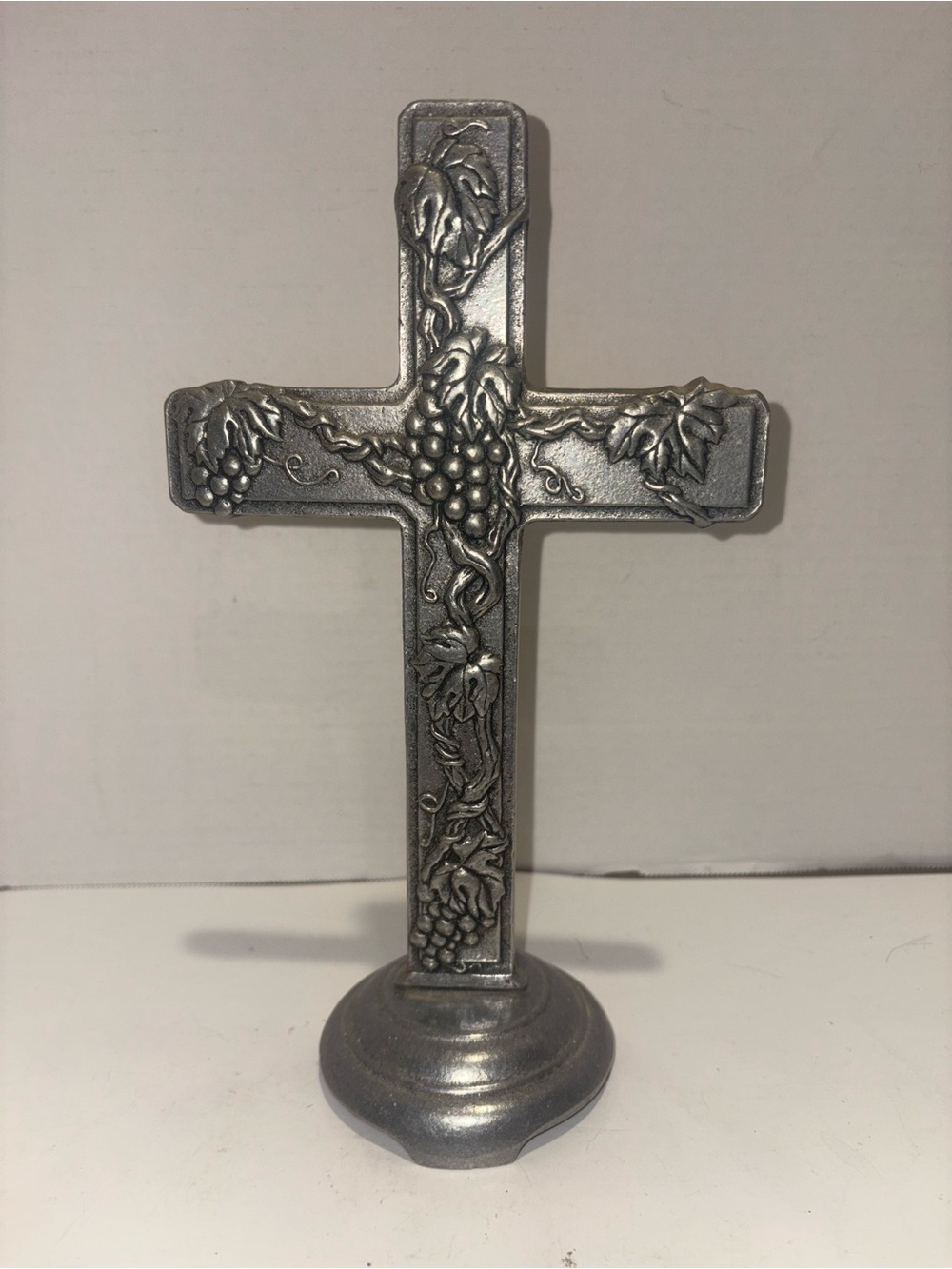 2000 Carson Aluminum Pedestal Cross 10 1/2'' x 6 1/4''